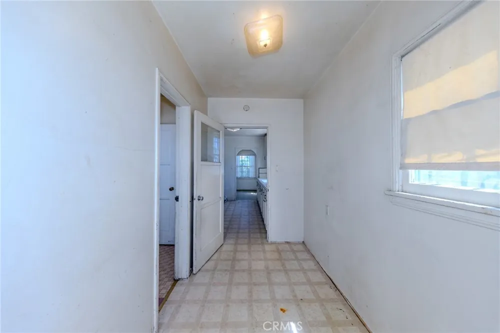 4076 Liberty Boulevard South Gate, CA 90280