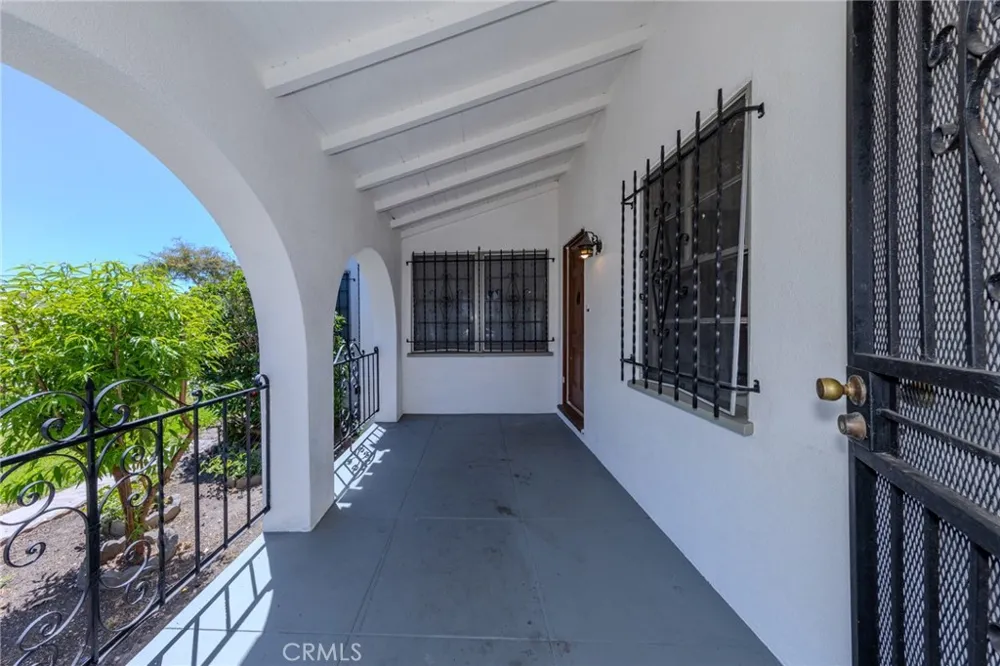 4076 Liberty Boulevard South Gate, CA 90280