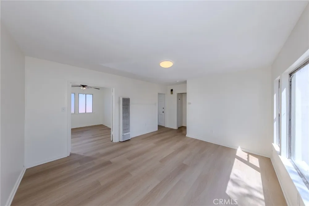 4076 Liberty Boulevard South Gate, CA 90280