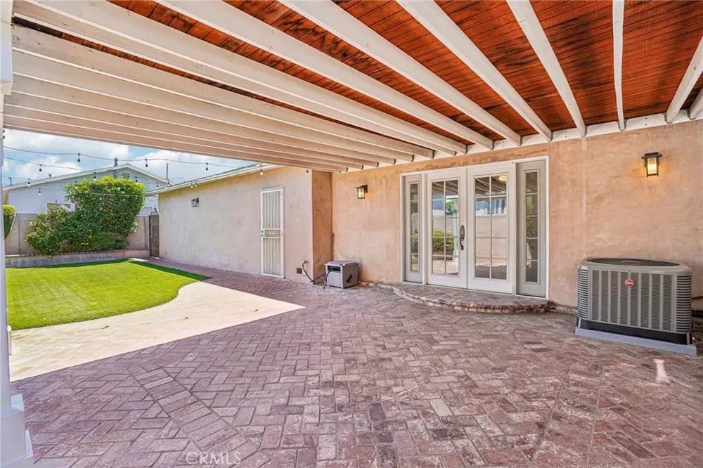 14514 Eastbrook Avenue Bellflower, CA 90706