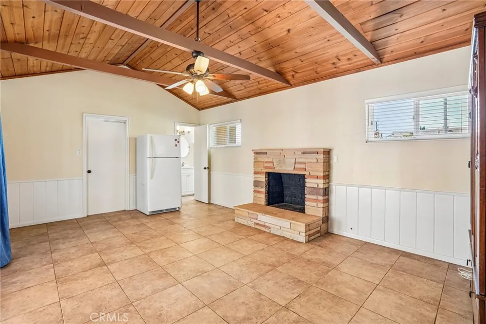 14514 Eastbrook Avenue Bellflower, CA 90706