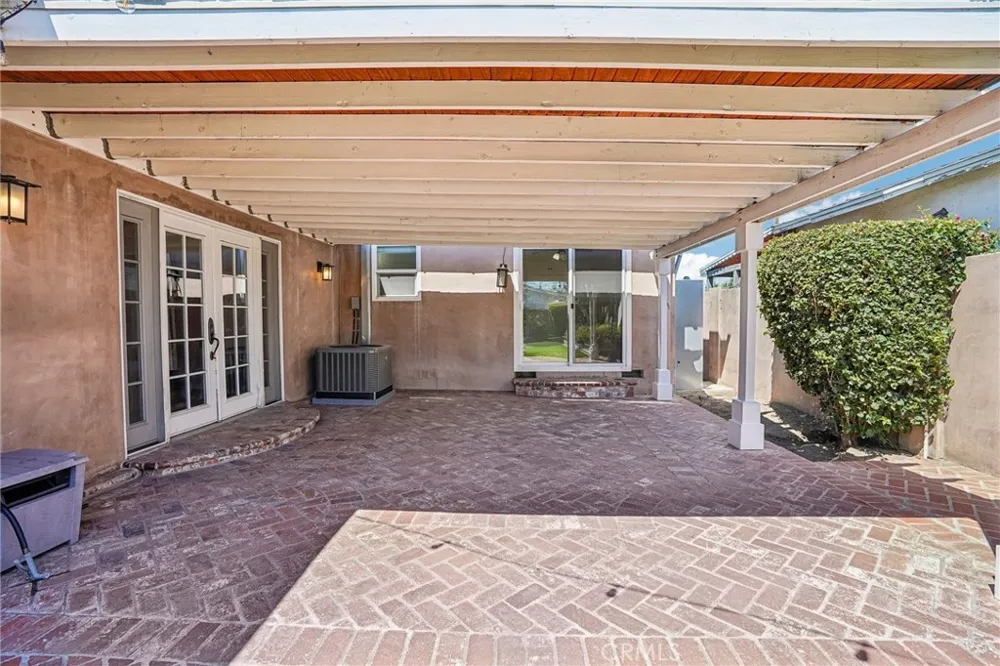 14514 Eastbrook Avenue Bellflower, CA 90706
