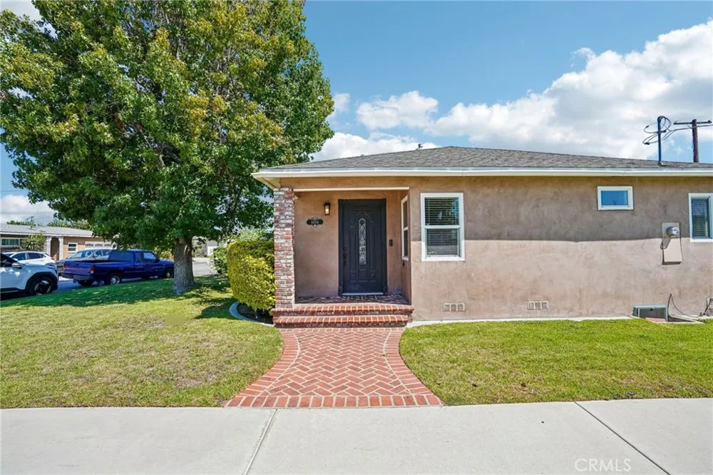 14514 Eastbrook Avenue Bellflower, CA 90706