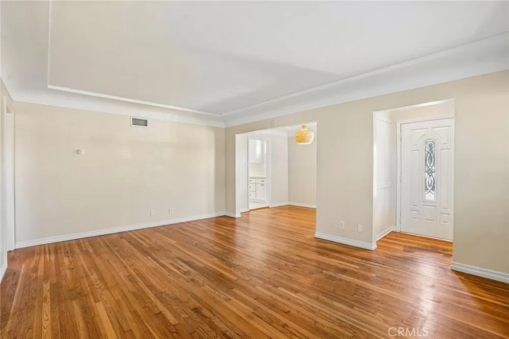 14514 Eastbrook Avenue Bellflower, CA 90706