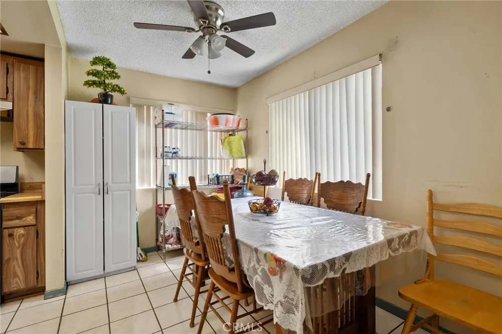 12010 226th #H Hawaiian Gardens, CA 90716