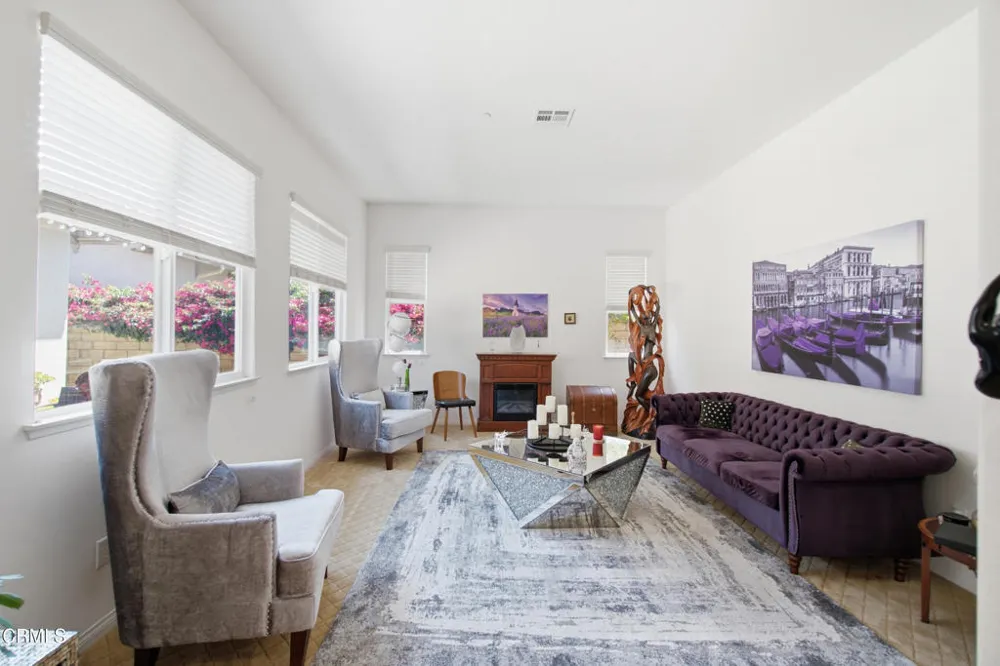 1972 Keltic Lodge Drive Oxnard, CA 93036