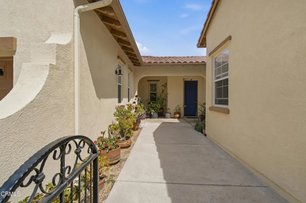 1972 Keltic Lodge Drive Oxnard, CA 93036