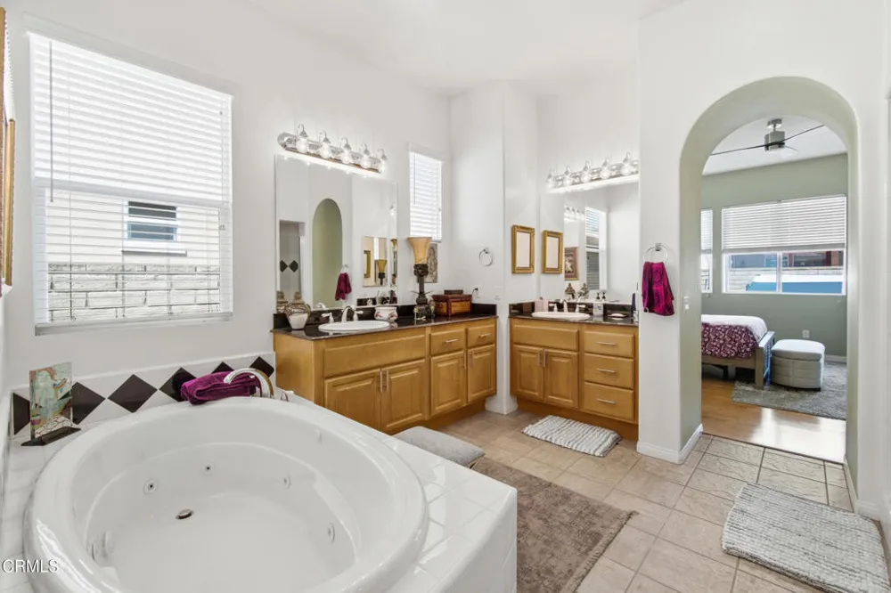 1972 Keltic Lodge Drive Oxnard, CA 93036