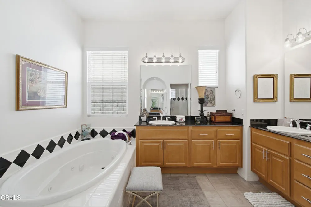1972 Keltic Lodge Drive Oxnard, CA 93036