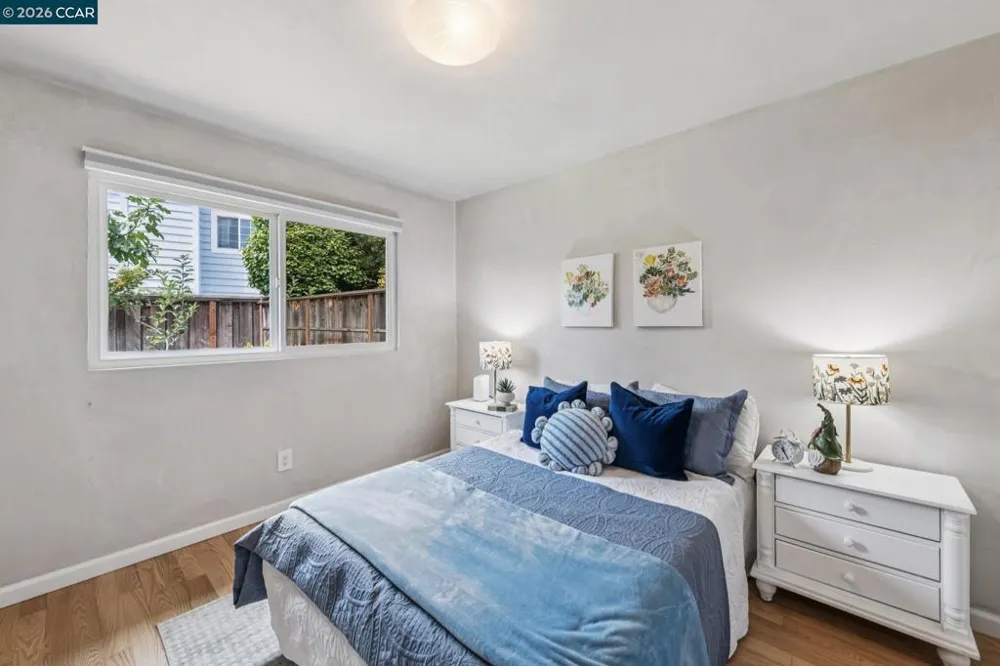 137 Brighton Rd Alameda, CA 94502