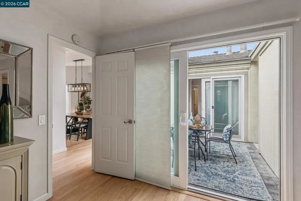 137 Brighton Rd Alameda, CA 94502
