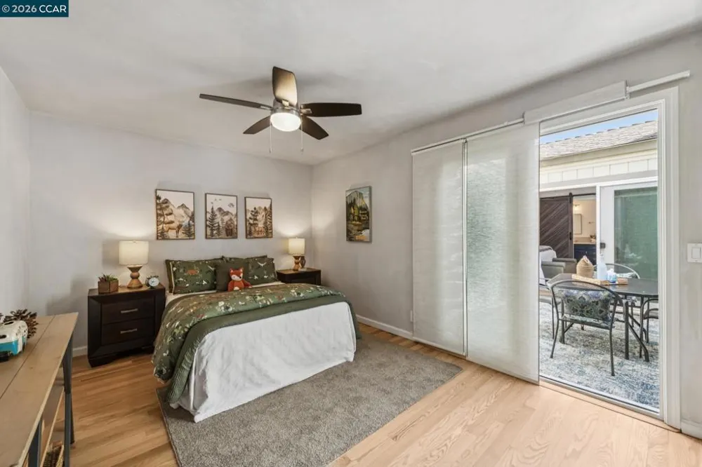 137 Brighton Rd Alameda, CA 94502