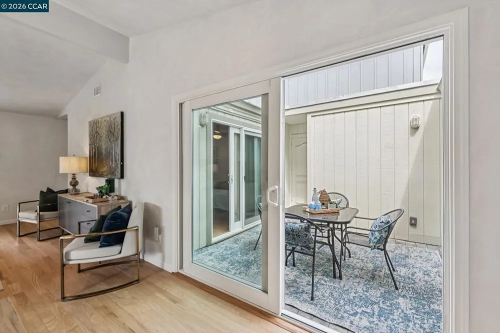 137 Brighton Rd Alameda, CA 94502