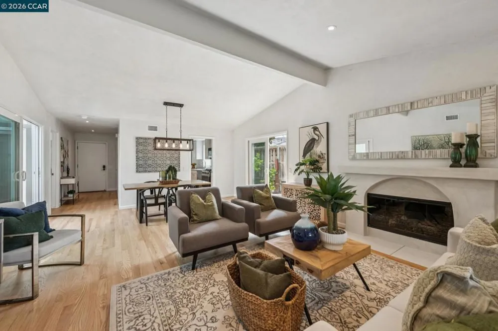 137 Brighton Rd Alameda, CA 94502