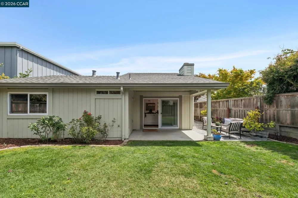 137 Brighton Rd Alameda, CA 94502