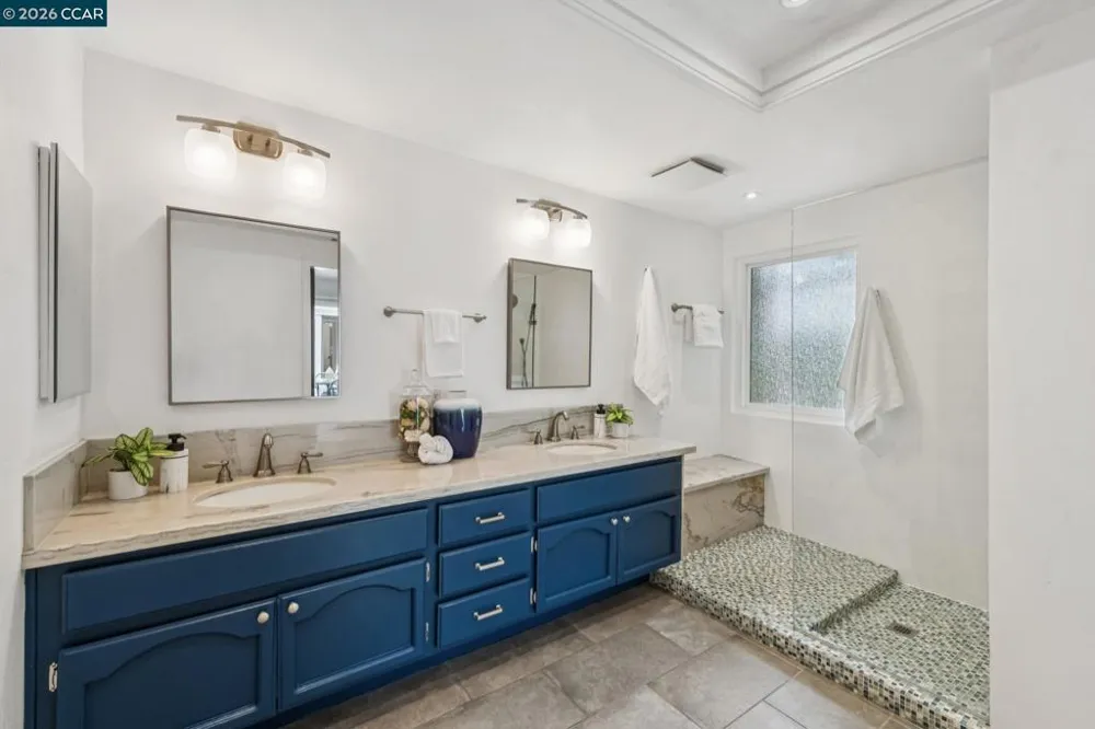 137 Brighton Rd Alameda, CA 94502