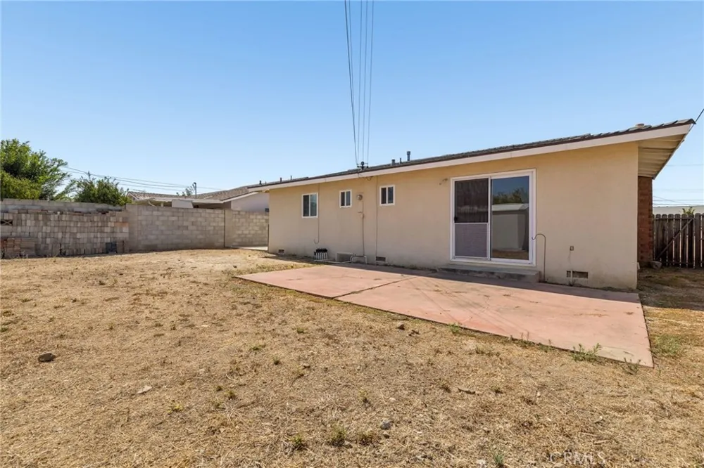 1333 E Monroe Orange, CA 92867