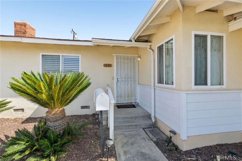 1333 E Monroe Orange, CA 92867