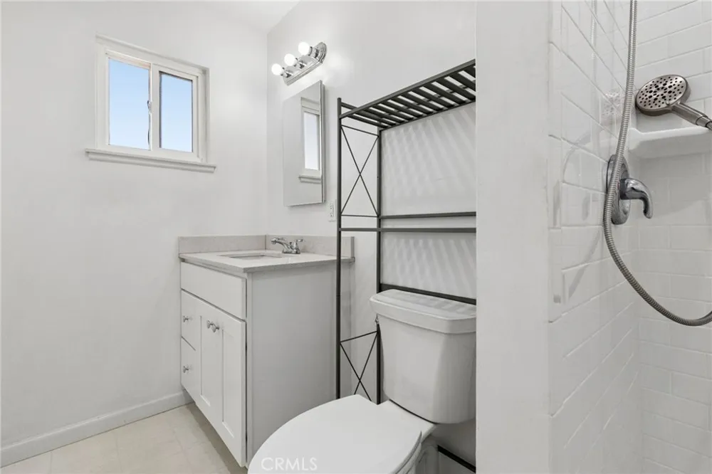 1333 E Monroe Orange, CA 92867