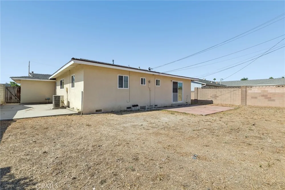 1333 E Monroe Orange, CA 92867