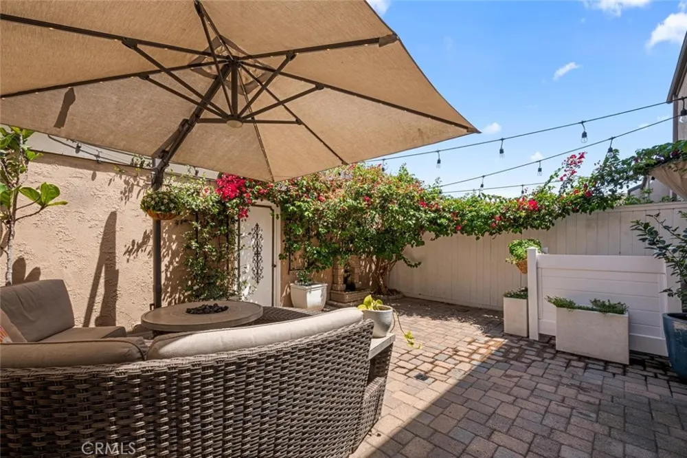 10942 Pebble Court Fountain Valley, CA 92708