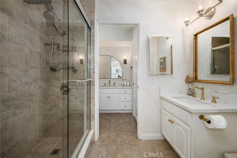 10942 Pebble Court Fountain Valley, CA 92708