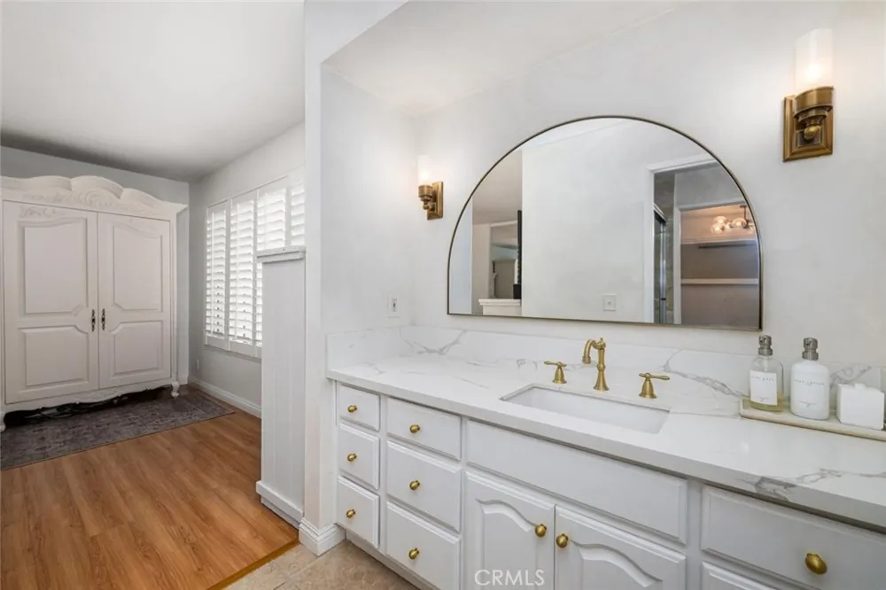 10942 Pebble Court Fountain Valley, CA 92708