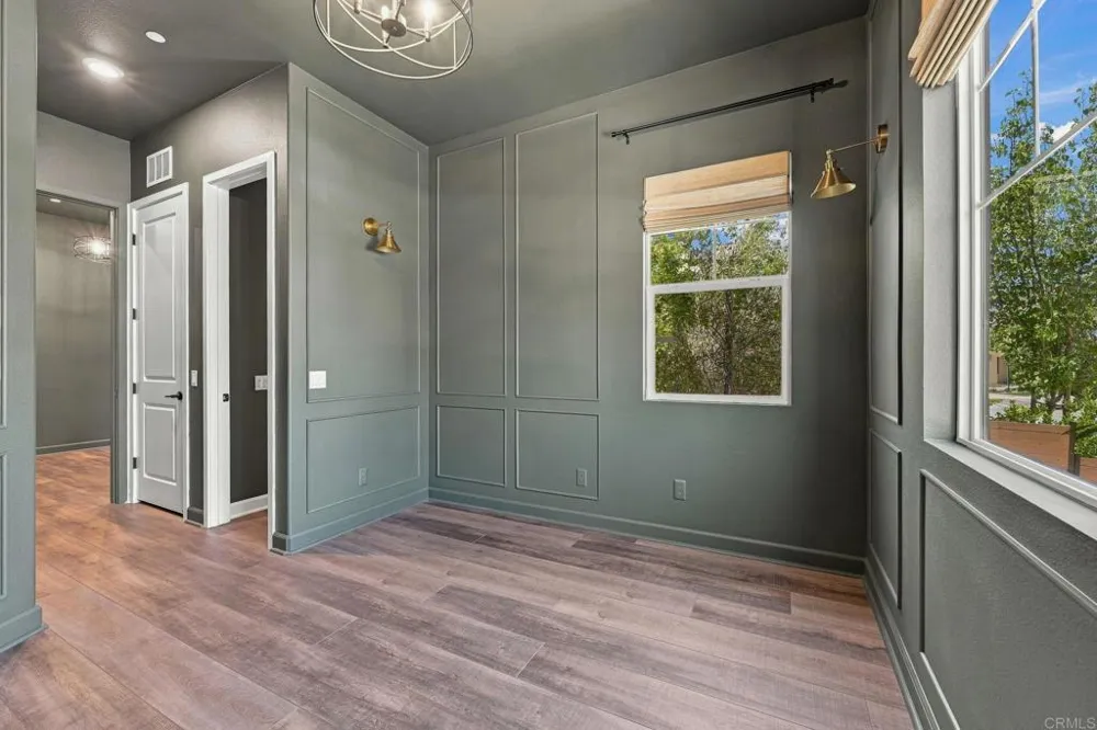 587 Gateway Lane San Marcos, CA 92078
