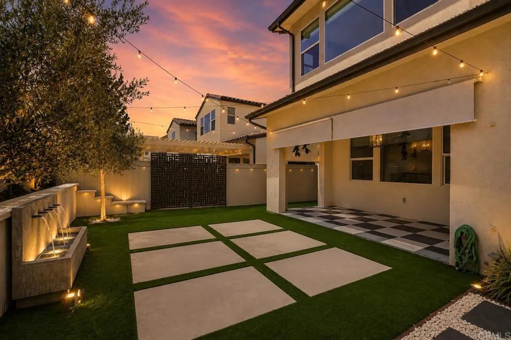 587 Gateway Lane San Marcos, CA 92078