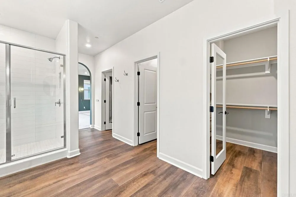 587 Gateway Lane San Marcos, CA 92078