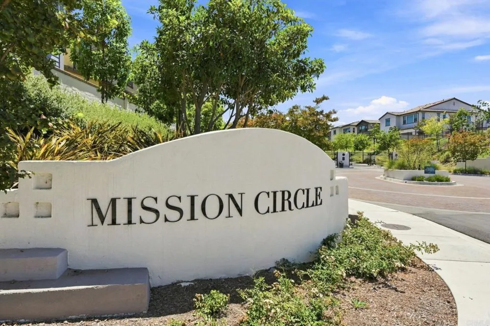 587 Gateway Lane San Marcos, CA 92078