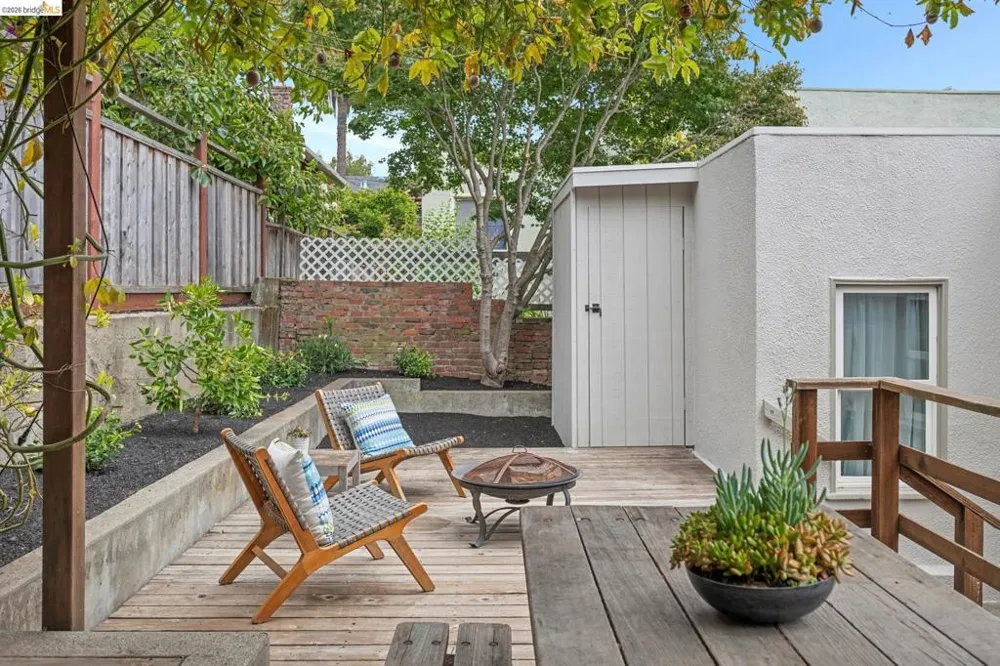 1629 Jaynes St. Berkeley, CA 94703