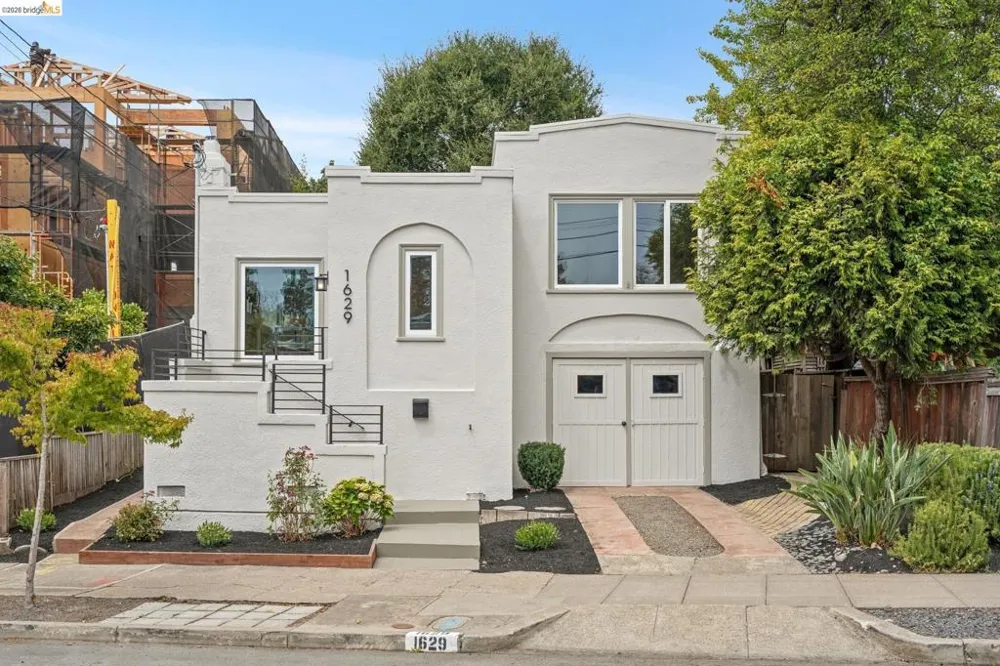 1629 Jaynes St. Berkeley, CA 94703