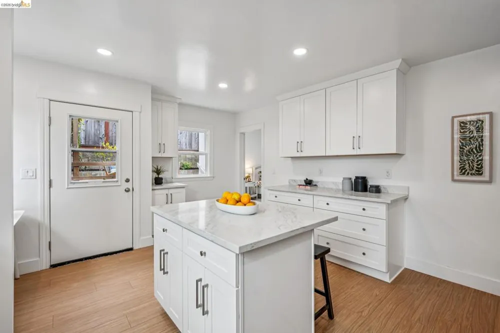 1629 Jaynes St. Berkeley, CA 94703