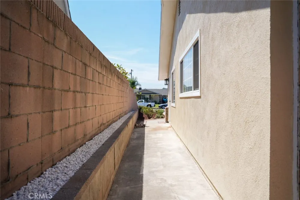 2541 Summershade La Habra, CA 90631