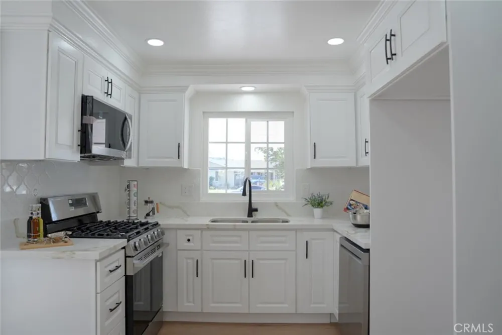2541 Summershade La Habra, CA 90631