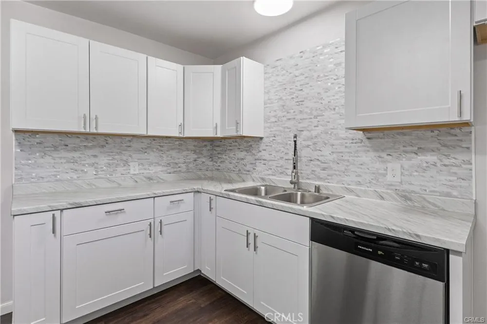 6759 Mount Whitney Riverside, CA 92506