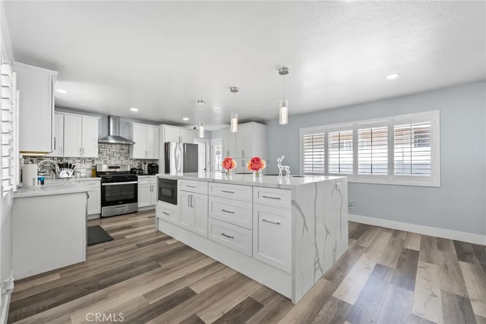 3025 Alameda San Bernardino, CA 92404