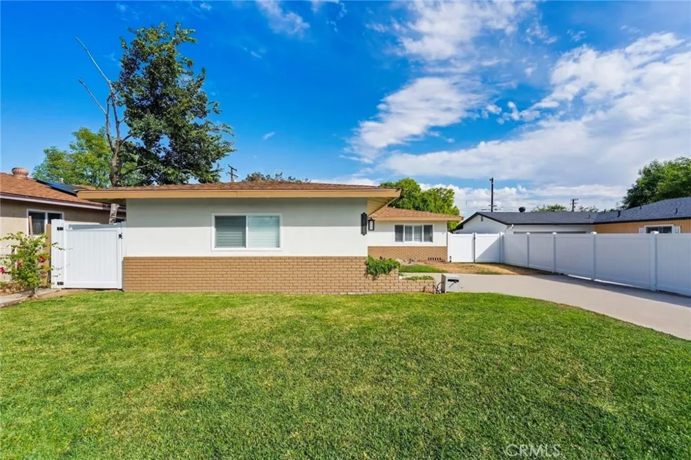 3025 Alameda San Bernardino, CA 92404