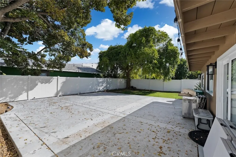 3025 Alameda San Bernardino, CA 92404