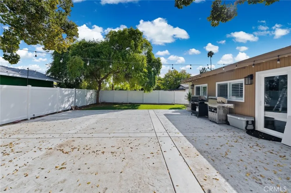 3025 Alameda San Bernardino, CA 92404