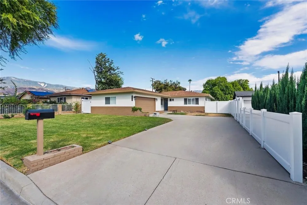 3025 Alameda San Bernardino, CA 92404