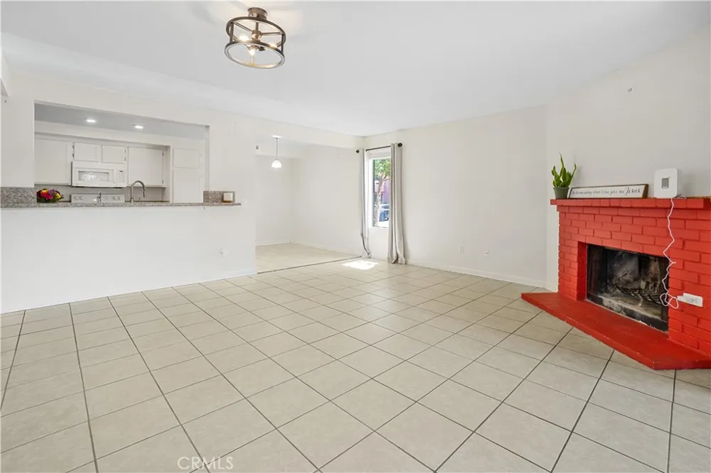1040 E Washington #20 Escondido, CA 92025
