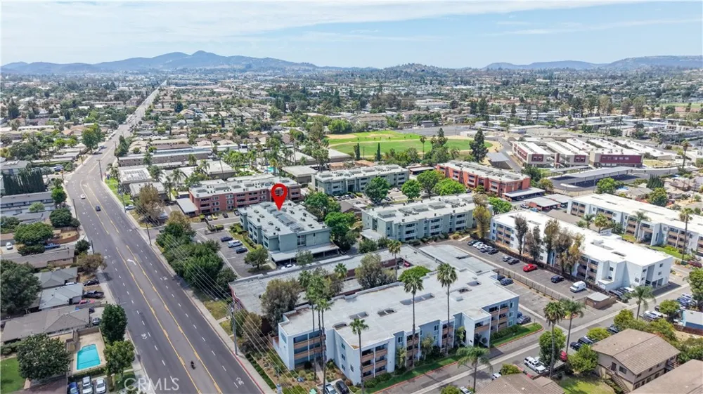 1040 E Washington #20 Escondido, CA 92025
