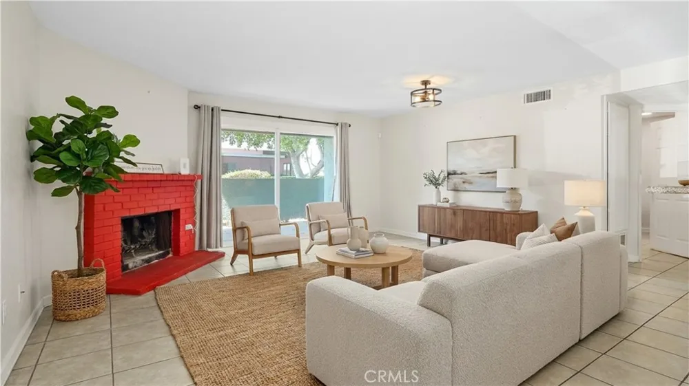 1040 E Washington #20 Escondido, CA 92025
