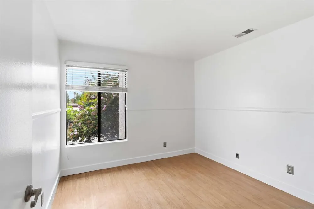 2425 Cranston Dr. #34 Escondido, CA 92025