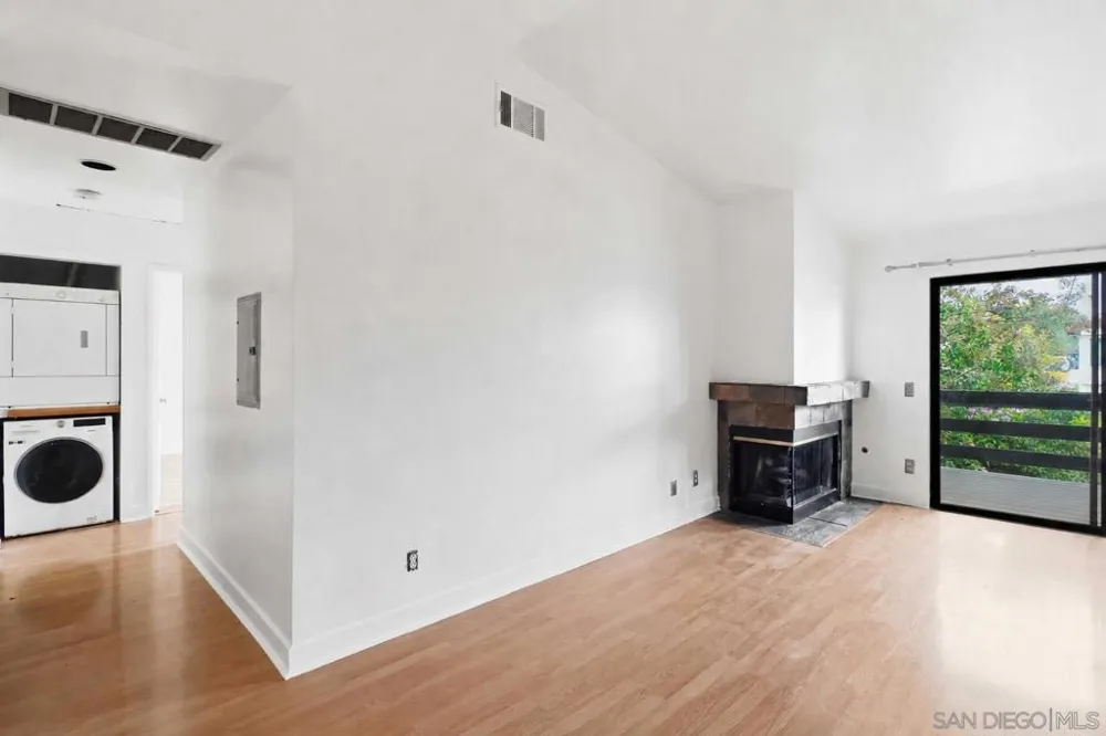 2425 Cranston Dr. #34 Escondido, CA 92025