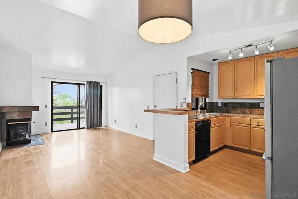 2425 Cranston Dr. #34 Escondido, CA 92025
