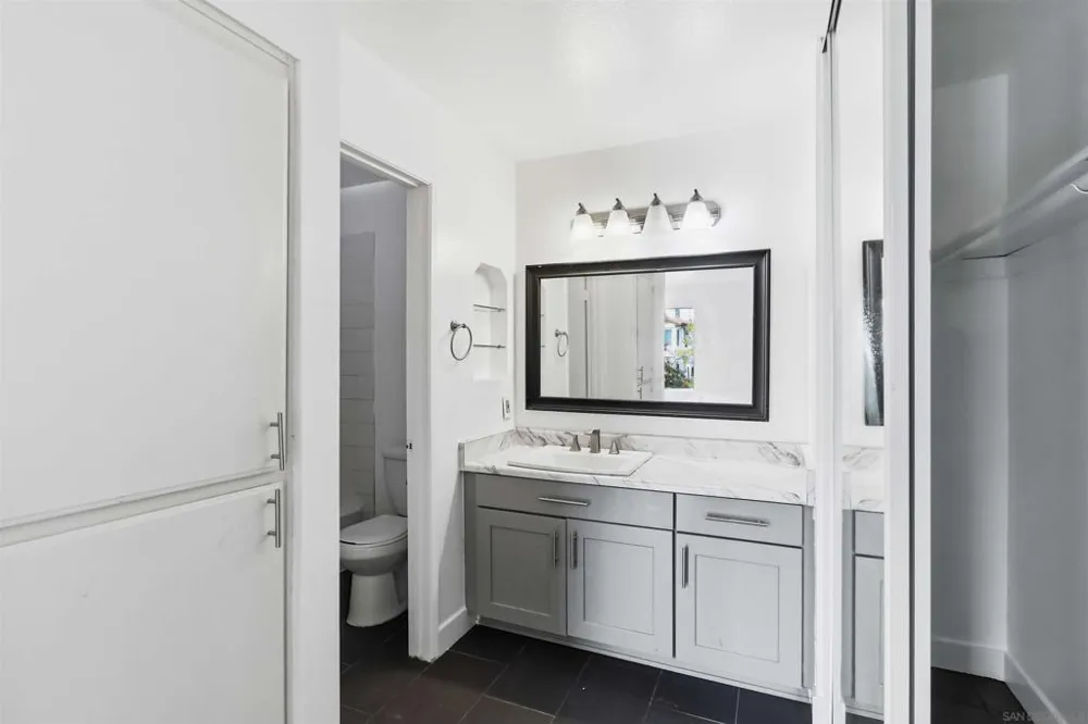 2425 Cranston Dr. #34 Escondido, CA 92025