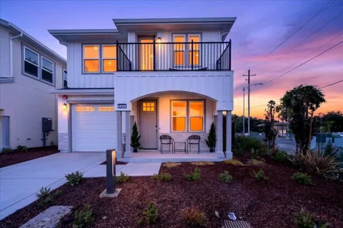 885 Connie Lane